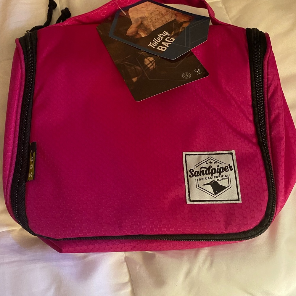 Sandpiper Of California Toiletry Bag NWT